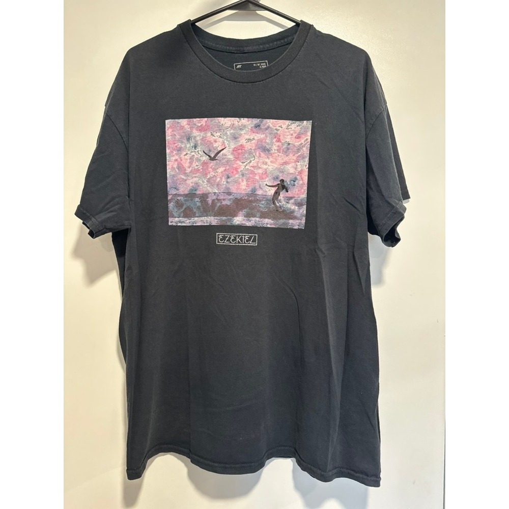 Ezekiel Surf Aesthetic Graphic Tee Sz:XL Black Short Sleeve Cotton streetwear